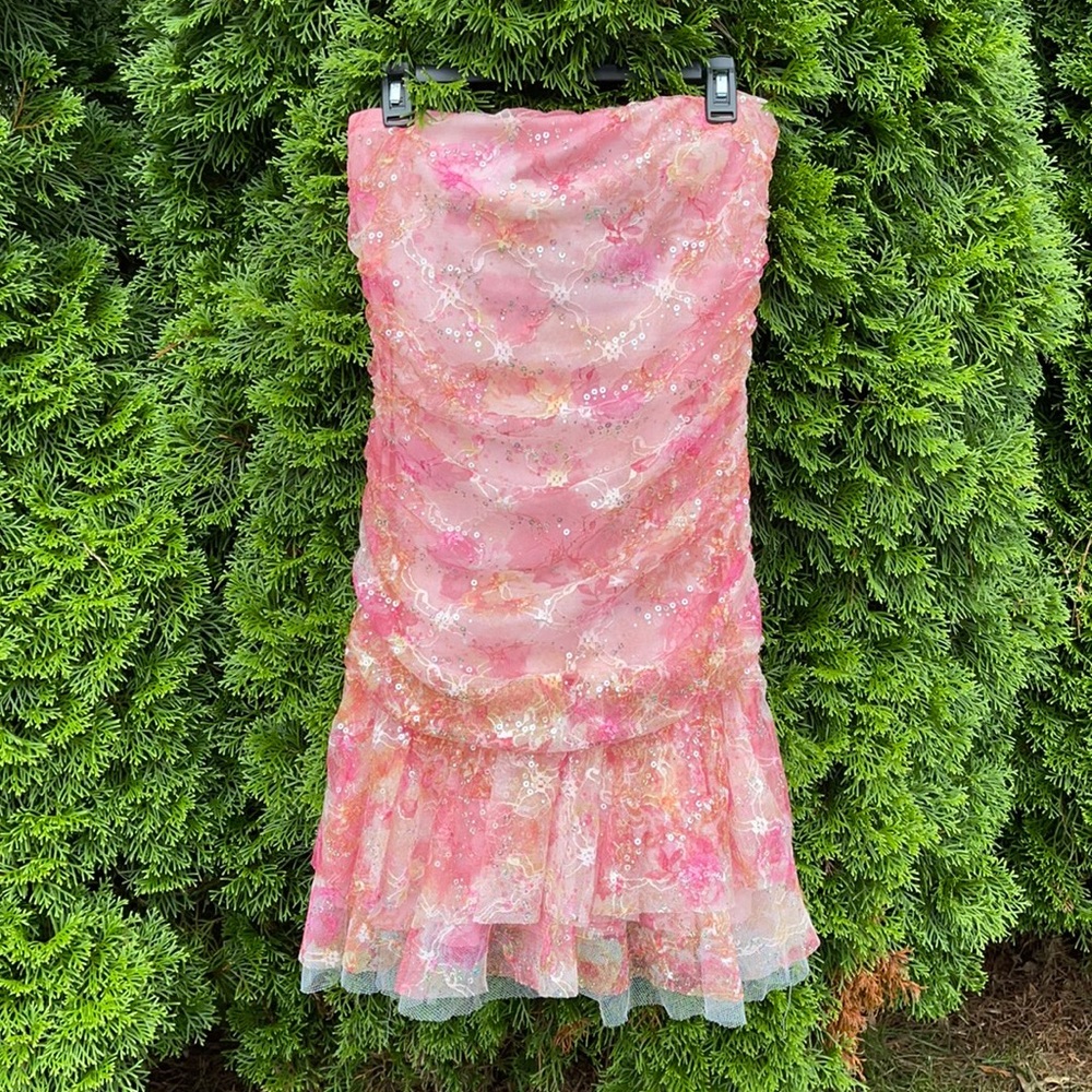 Strapless dress